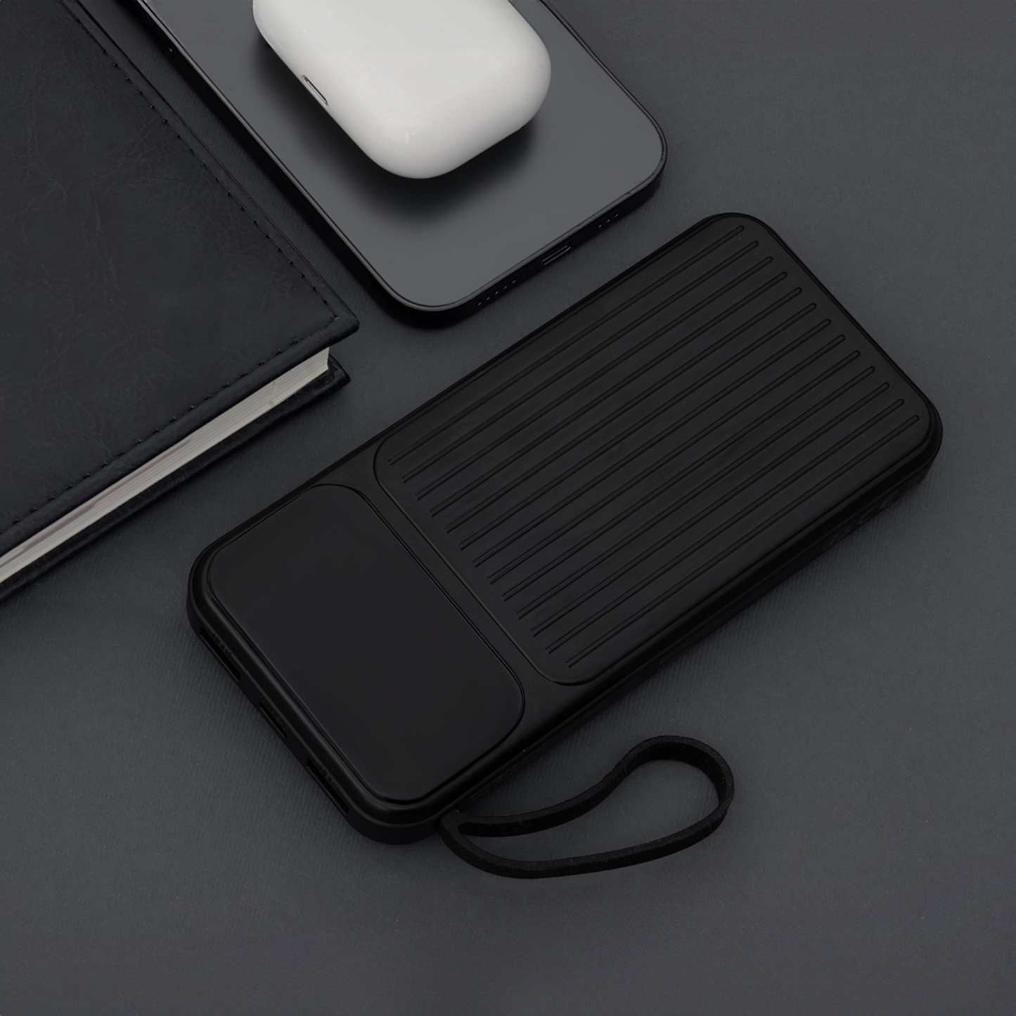 Vanjska baterija MaXlife MXPB-06, 10000mAh, 22.5W, QC + PD, 1 x Lightning - 2 x USB-A - 2 x USB-C, Crna