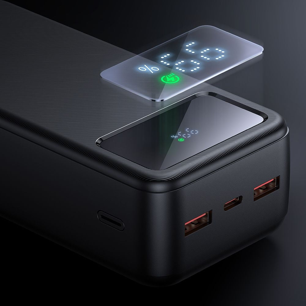 Vanjska baterija McDodo MC-4240, 30000mAh, 22.5W, QC + PD, 2 x USB-A - 1 x USB-C, Crna