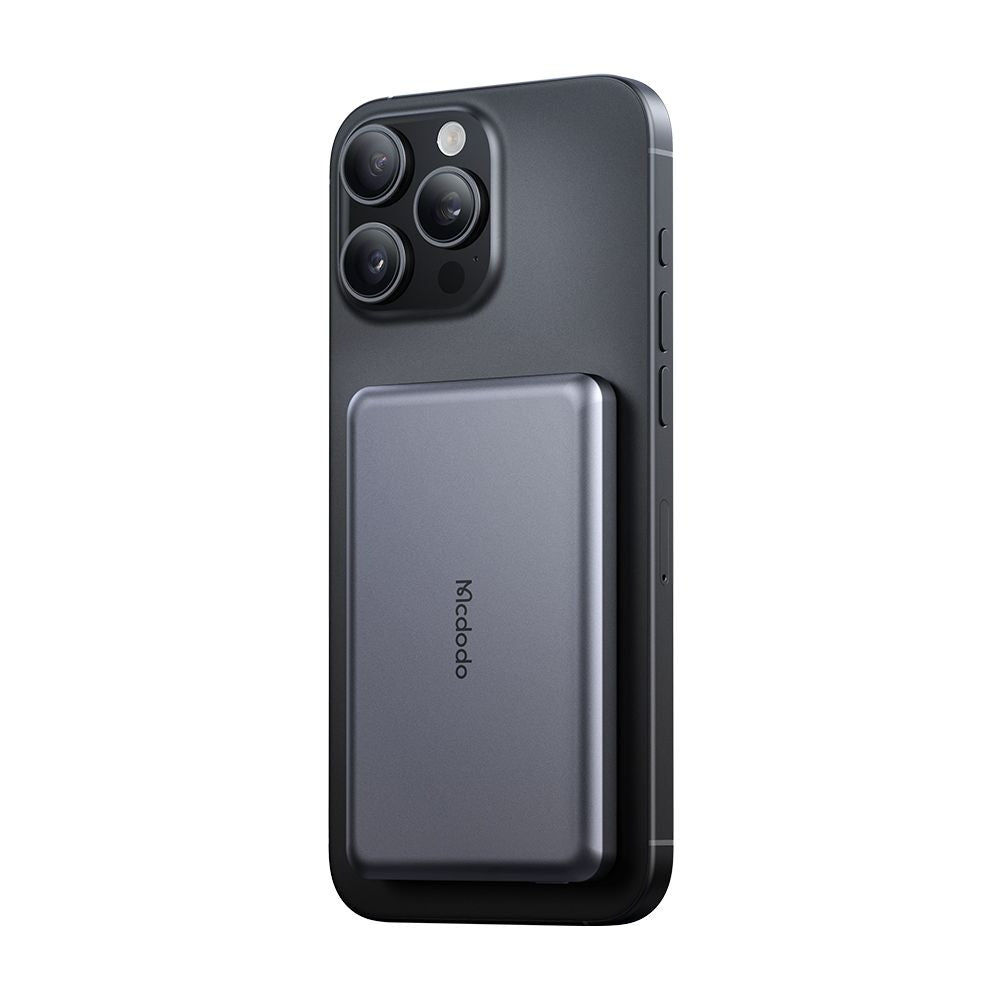 Vanjska baterija Wireless McDodo MC-4641 Meta, 5000mAh, 20W, PD + FQI, 1 x QI - 1 x USB-C, Crna