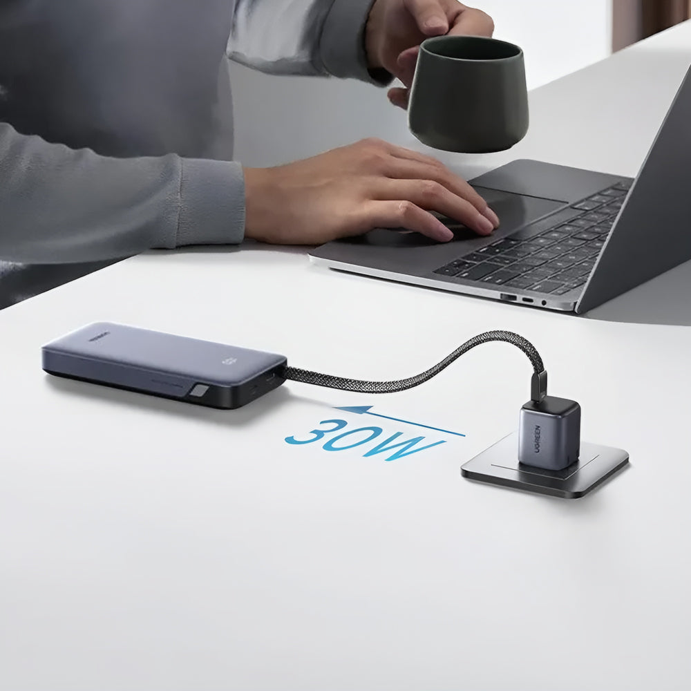Vanjska baterija UGREEN PB528 (55985B), 20000mAh, 30W, QC + PD, 1 x USB-A - 3 x USB-C, Siva