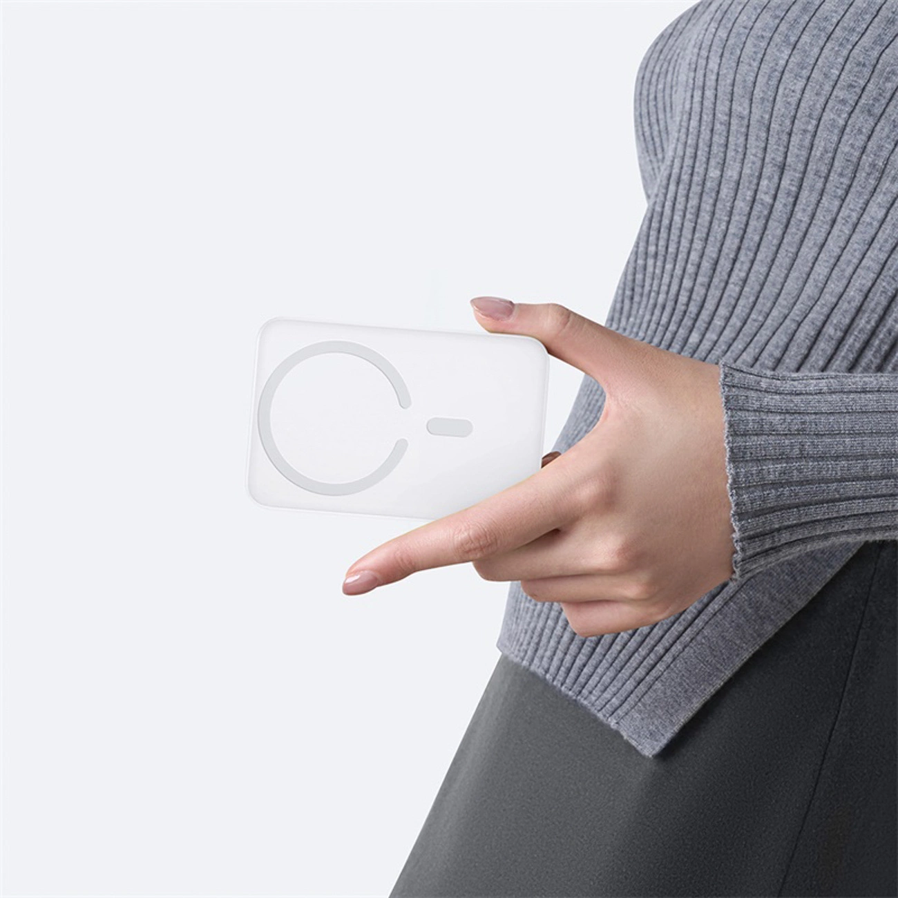Vanjska bežična baterija Baseus EnerFill FM11 Ultra-Mini, 10000mAh, 22.5W, PD + FQI, 1 x QI - 1 x USB-C, Bijela P1008210E213-00