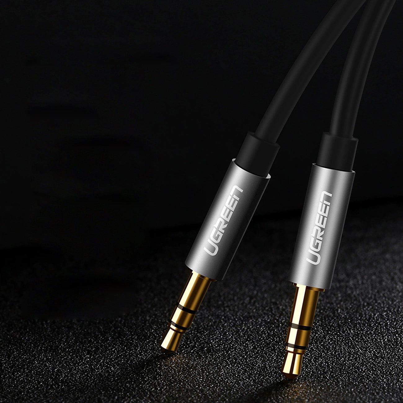 Audio kabel 3.5mm - 3.5mm UGREEN AV119, 2m, Crni