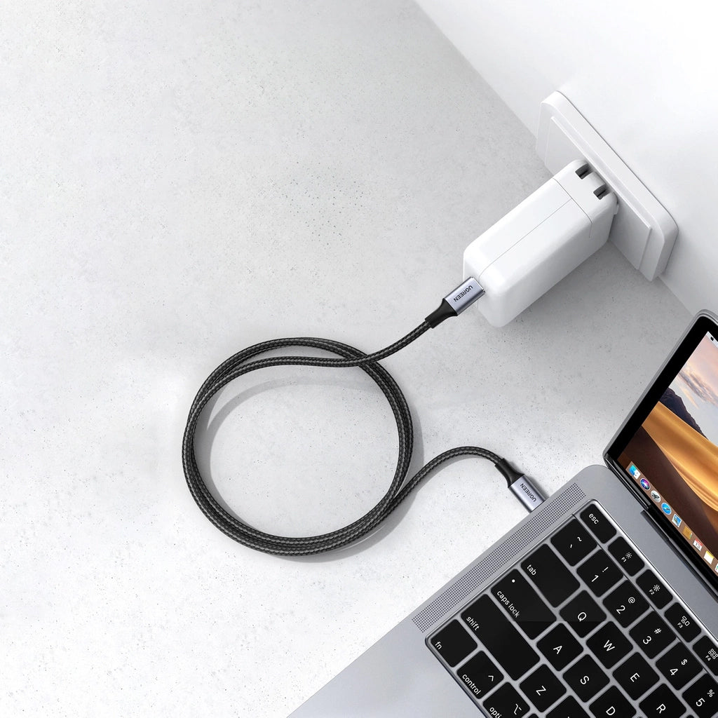 Kabel za prijenos podataka i punjenje USB-C - USB-C UGREEN US316, 100W, 0.5m, Sivi
