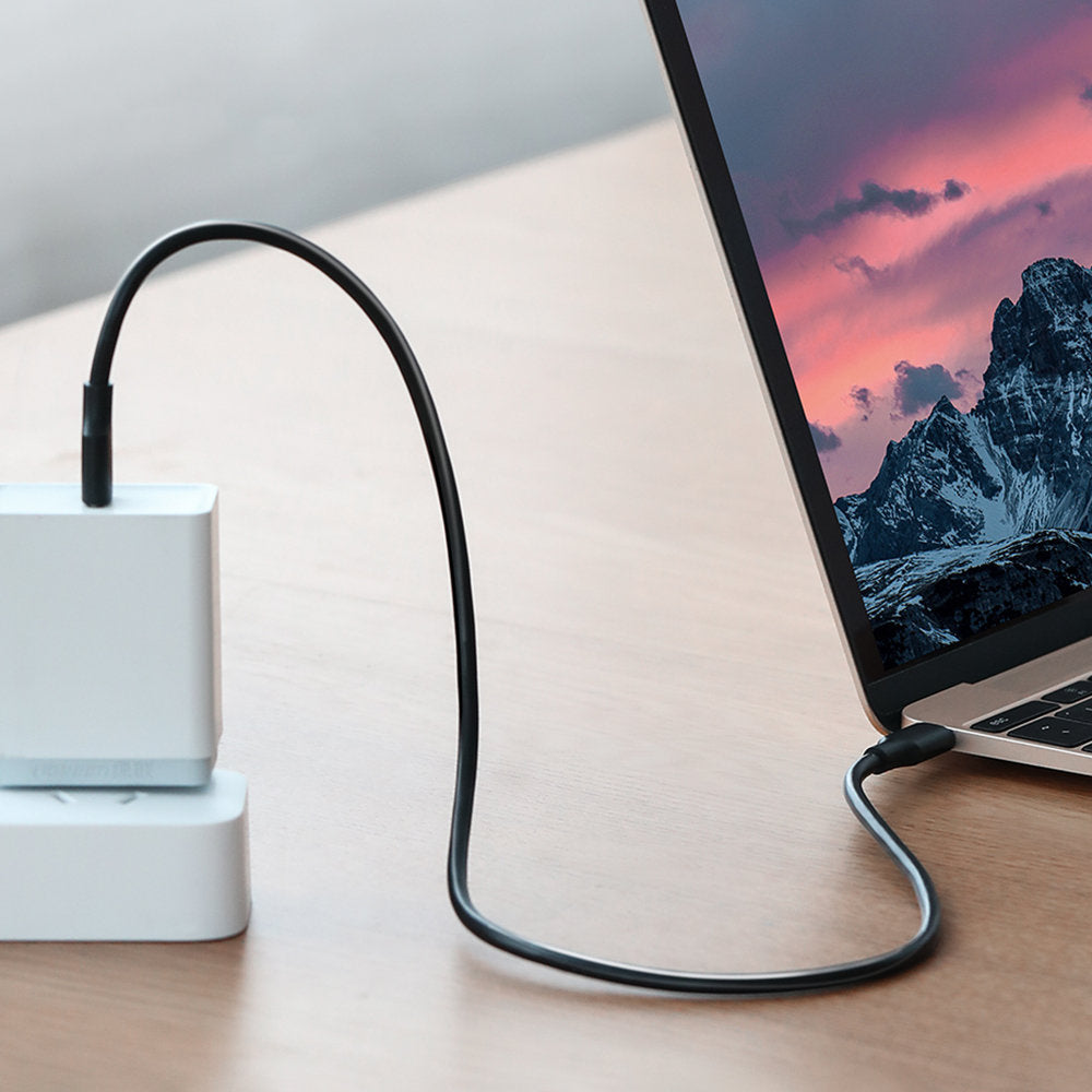 Kabel za Prijenos Podataka i Punjenje USB-C - USB-C UGREEN US286, 60W, 2m, Crni