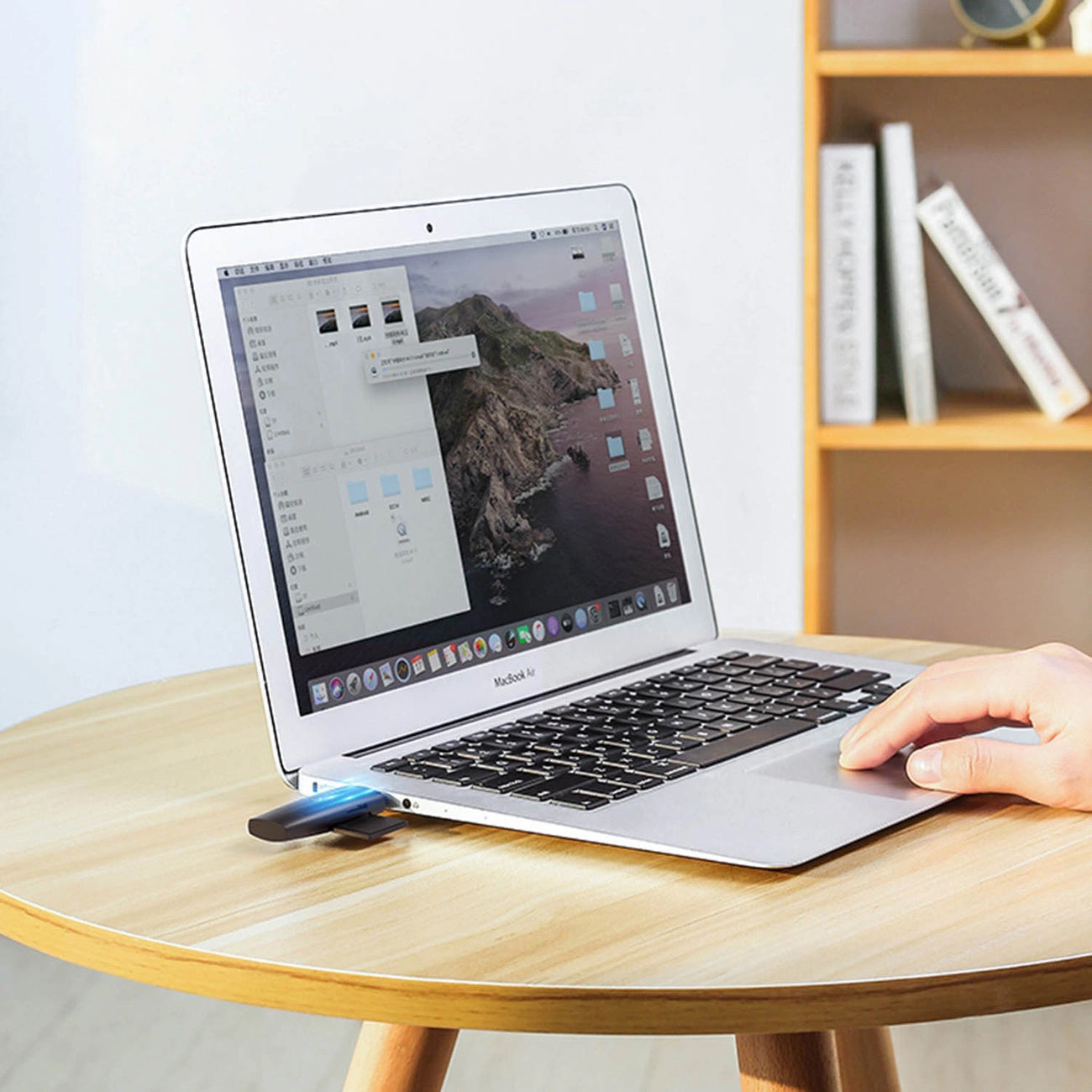 Čitač kartica USB / USB-C UGREEN CM304, SD - microSD, Crni