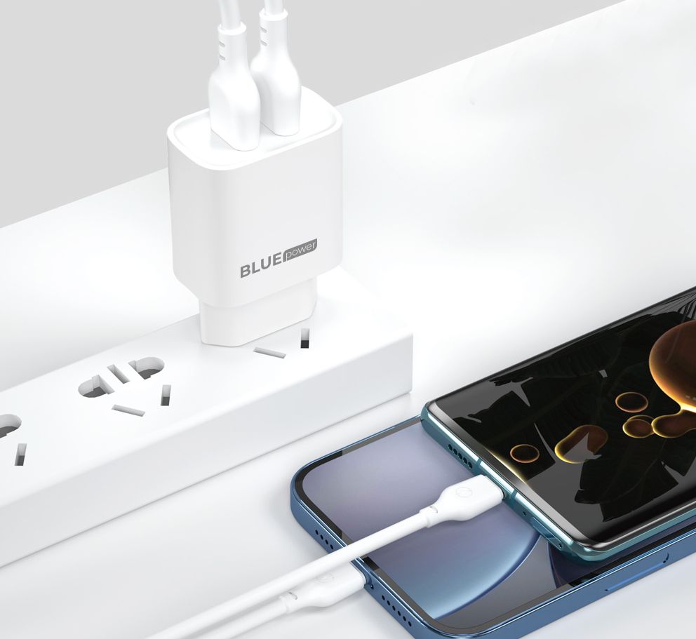 Punjač za mrežu s USB-C kabelom Blue Power BPCE12C, 20W, 3A, 1 x USB-A - 1 x USB-C, bijeli