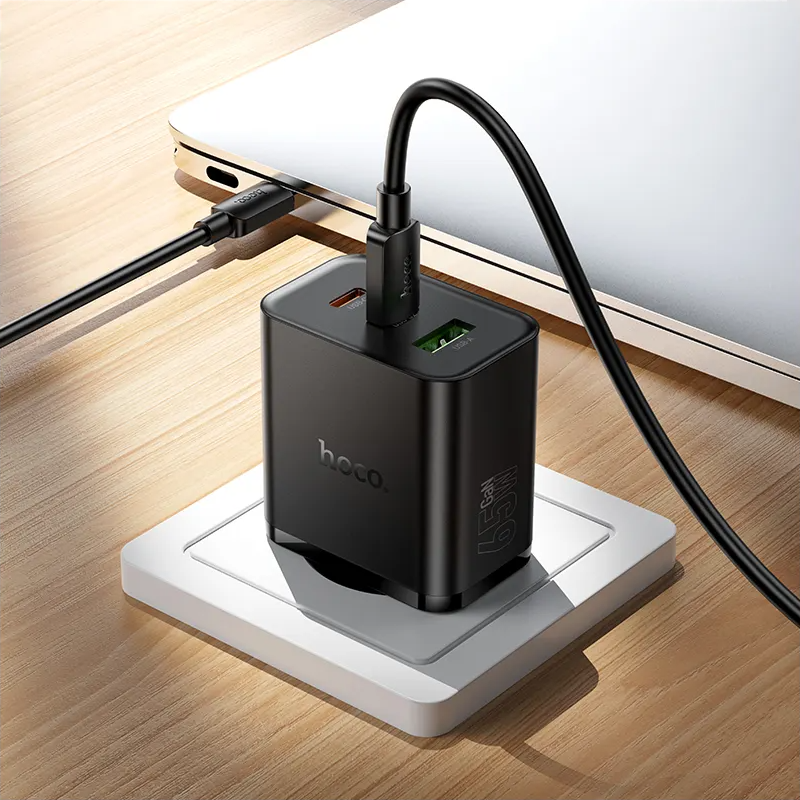 Punjač za mrežu HOCO N75, 65W, 3A, 1 x USB-A - 2 x USB-C, Crni