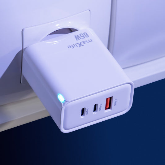 Mrežni punjač MaXlife MXTC-09-65ACC, 65W, 3.25A, 1 x USB-A - 2 x USB-C, Bijeli