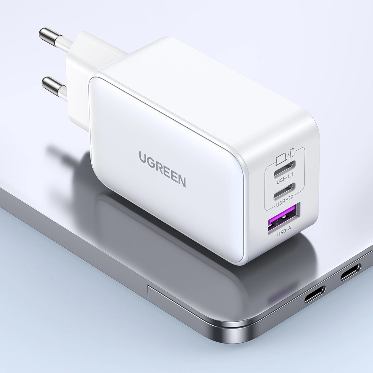 Punjač za mrežu UGREEN CD244, 65W, 3A, 1 x USB-A - 2 x USB-C, Bijeli