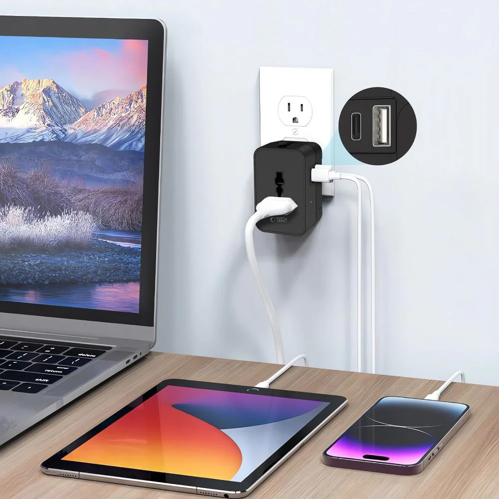 Mrežni adapter Tech-Protect TA300 Travel EU / UK / US / AU, Crni