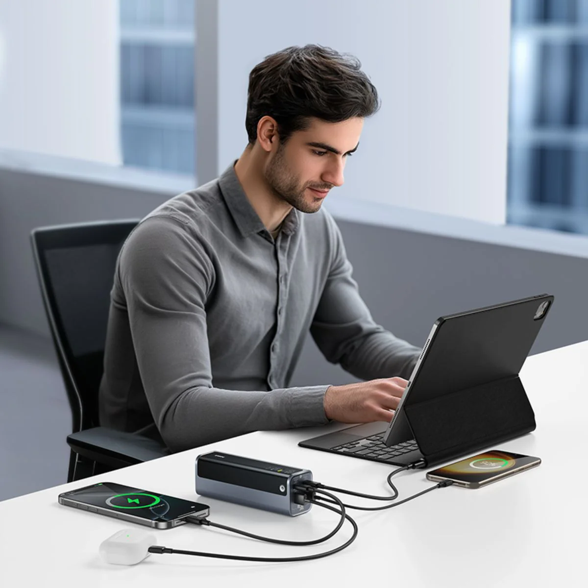 Vanjska baterija Baseus EnerGeek GP12, 20800mAh, 145W, QC + PD, 2 x USB-A - 2 x USB-C, Siva P10082109813-00