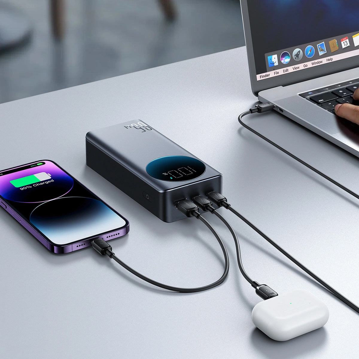 Vanjska baterija Joyroom JR-PBF05, 30000mAh, 65W, QC + PD, 1 x USB-A - 2 x USB-C, Crna