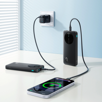 Vanjska baterija Joyroom JR-PBF12 Pro, 10000mAh, 22.5W, QC + PD, 1 x USB-C - 2 x USB-A, Crna