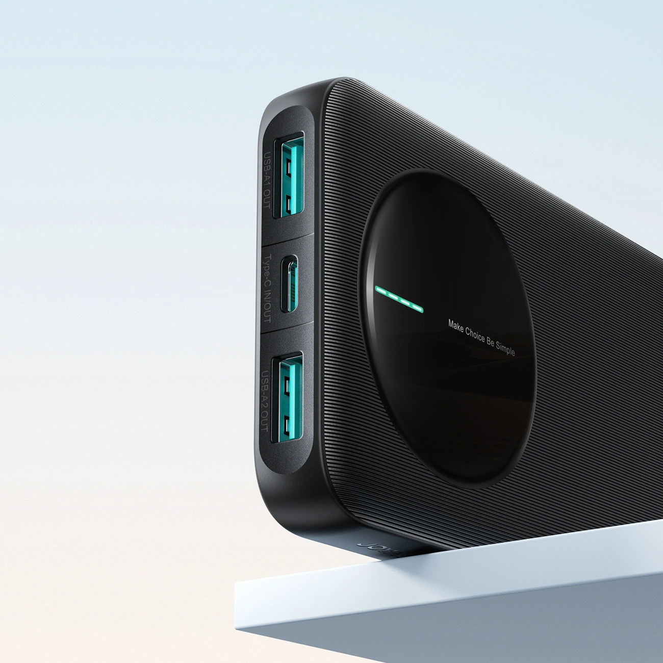 Vanjska baterija Joyroom JR-PBF12 Pro, 10000mAh, 22.5W, QC + PD, 1 x USB-C - 2 x USB-A, Crna