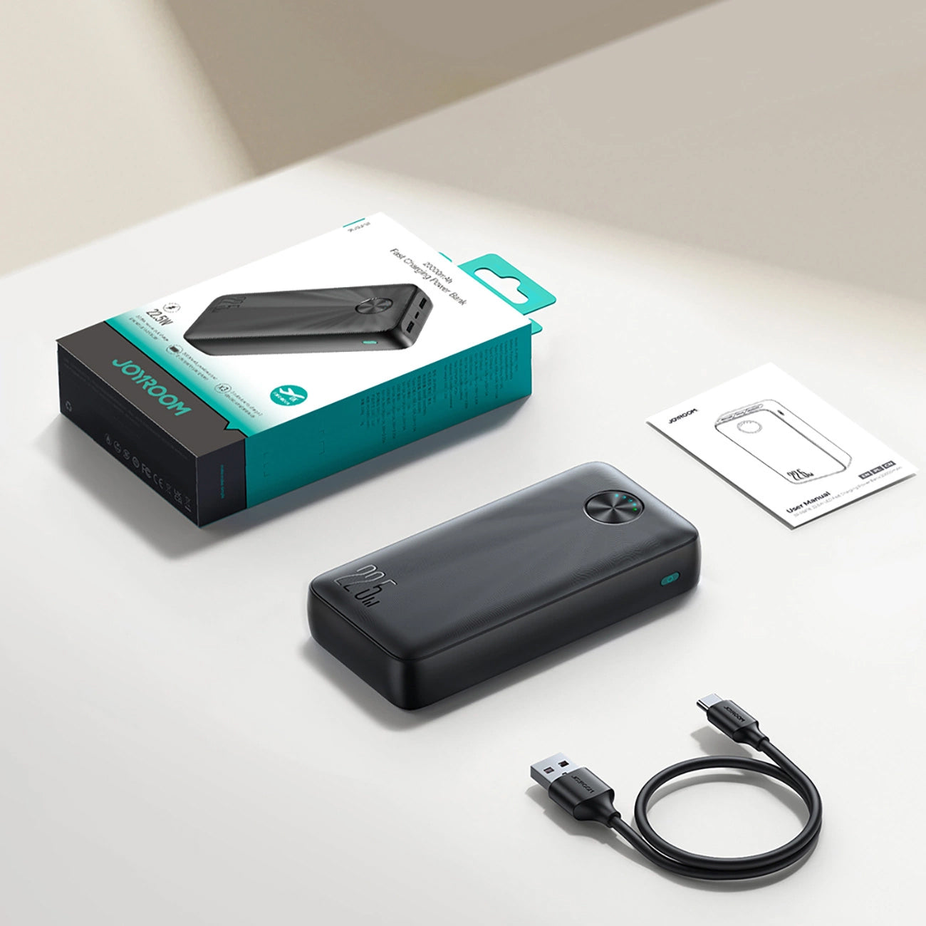Vanjska baterija Joyroom JR-PBF16, 20000mAh, 22.5W, QC + PD, 1 x USB-C - 2 x USB-A, Crna