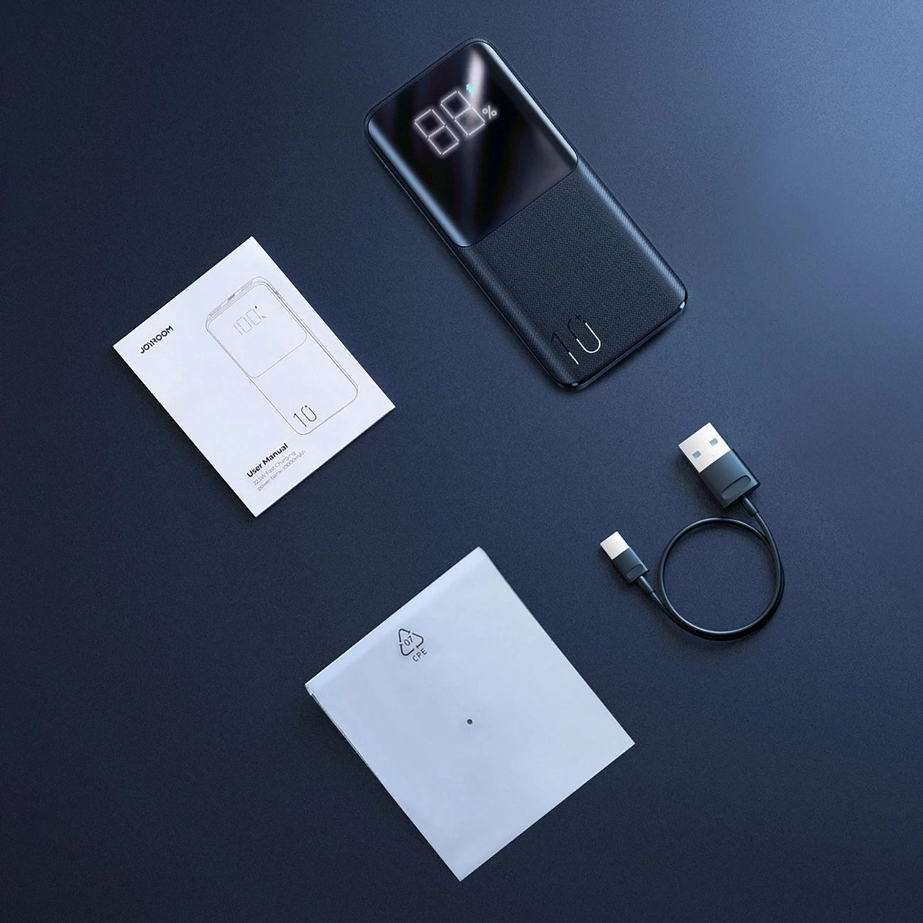 Vanjska baterija Joyroom JR-QP191, 10000mAh, 22.5W, QC + PD, 1 x USB-C - 2 x USB-A, Crna
