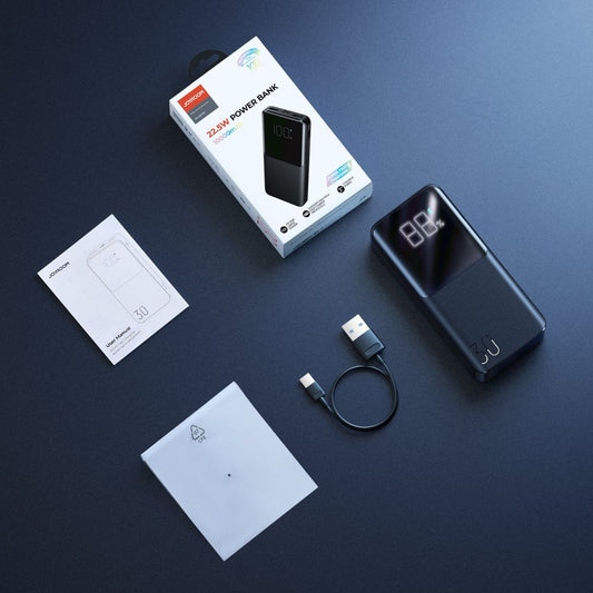 Vanjska baterija Joyroom JR-QP193, 30000mAh, 22.5W, QC + PD, 1 x USB-C - 2 x USB-A, Crna