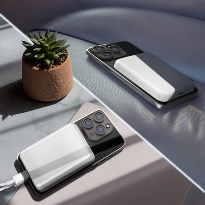 Vanjska bežična baterija WZK WRW349YWS, 10000mAh, 20W, PD + FQI, 1 x QI - 1 x USB-C, Bijela