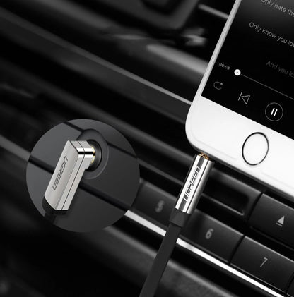 Audio kabel 3.5mm - 3.5mm UGREEN AV119 pod kutom, 0.5m, crni
