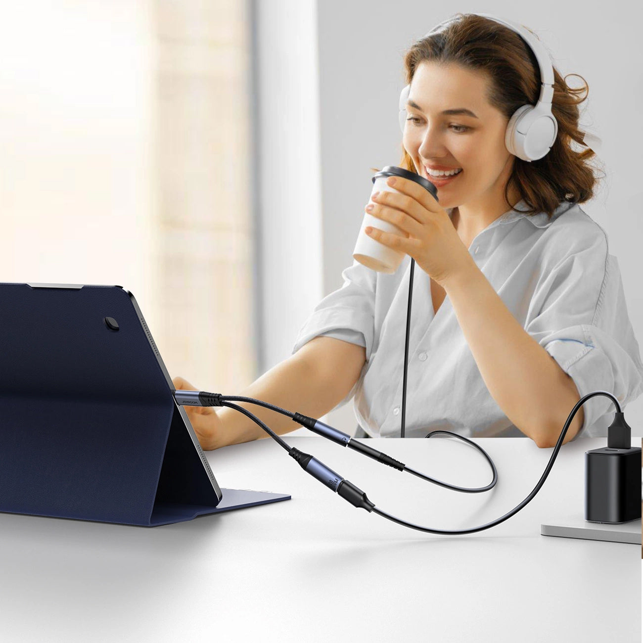 Audio kabel USB-C - 3.5mm / USB-C Joyroom SY-C02, 0.14m, Crni