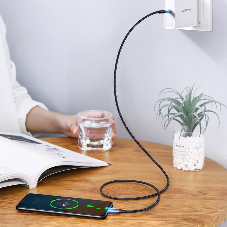 Kabel za Prijenos Podataka i Punjenje USB-C - USB-C UGREEN US316, 100W, 1m, Sivi