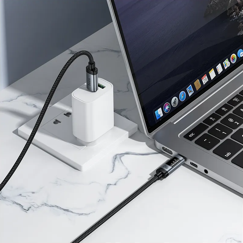 Kabel za podatke i punjenje USB-C - USB-C HOCO Display U148, 240W, 1.2m, Crni