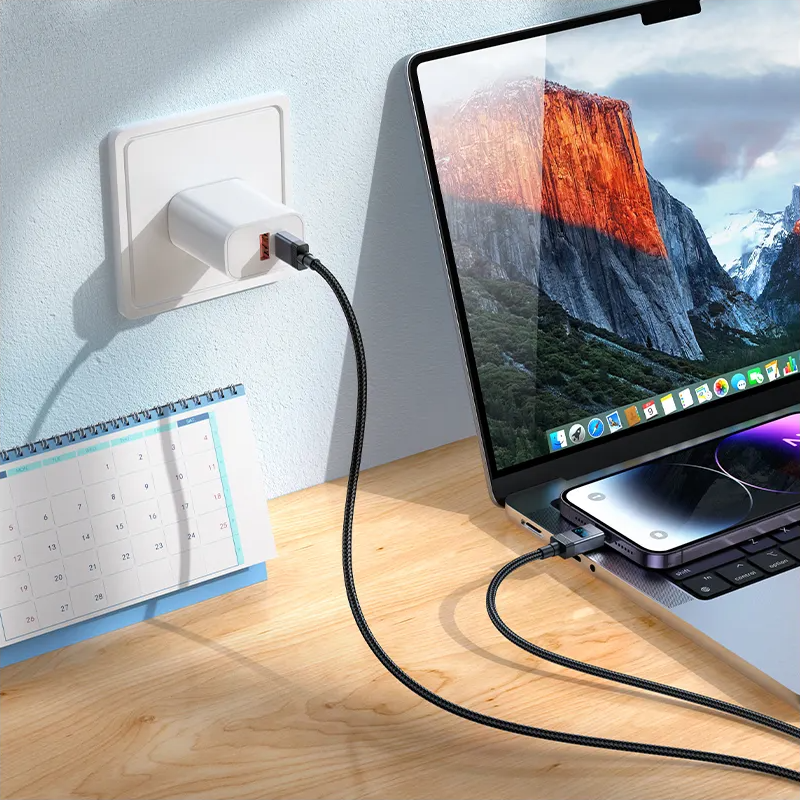 Kabel za podatke i punjenje USB-C - Lightning HOCO X118 Display, 27W, 1m, Crni