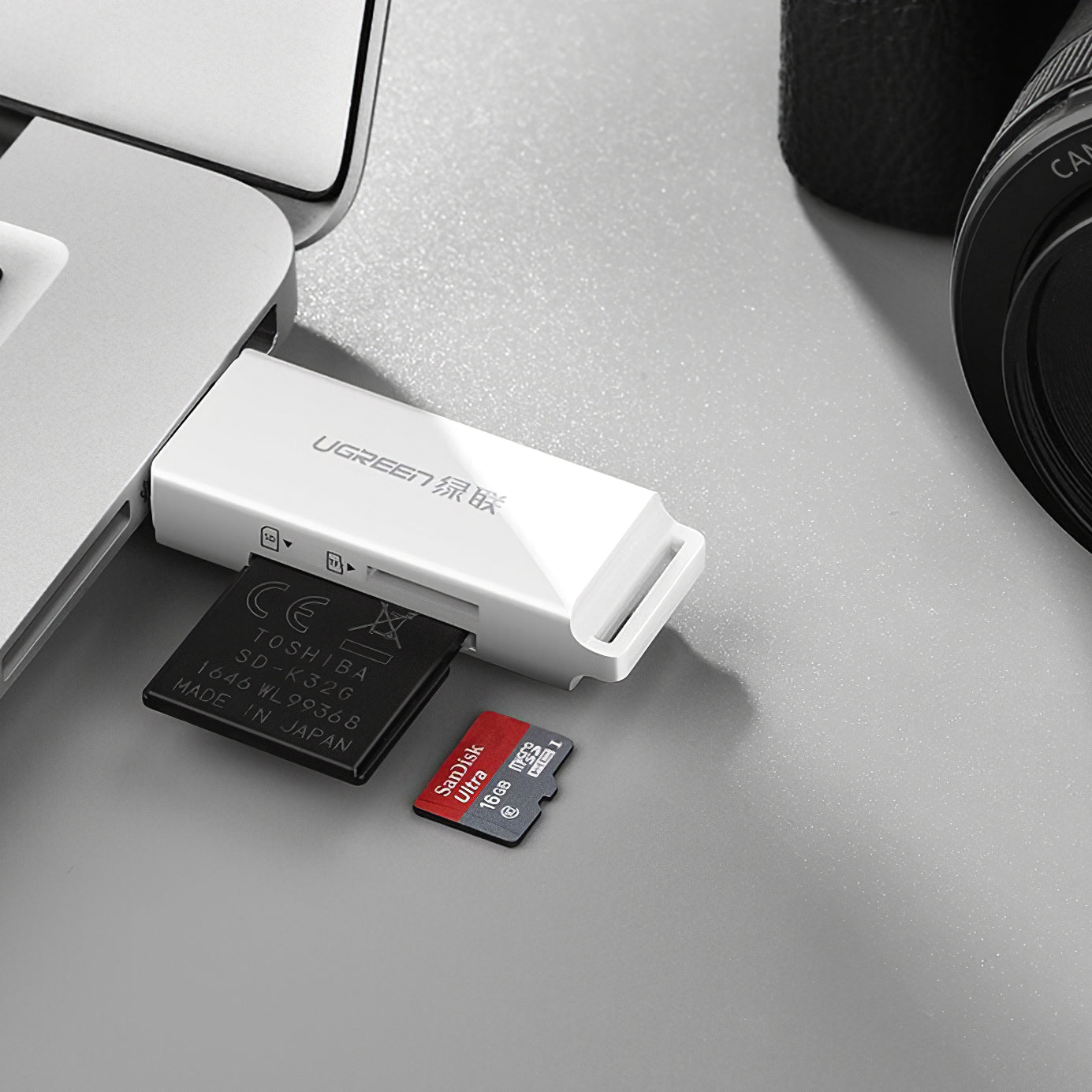 Čitač kartica USB 3.0 UGREEN CM104, SD - microSD, Bijeli