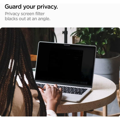 Folija za zaštitu ekrana Privacy Spigen Safe View Magnetic za Apple MacBook Pro 14inch (2022) / (2024) / (2023) / (2021), Plastika AFL06158