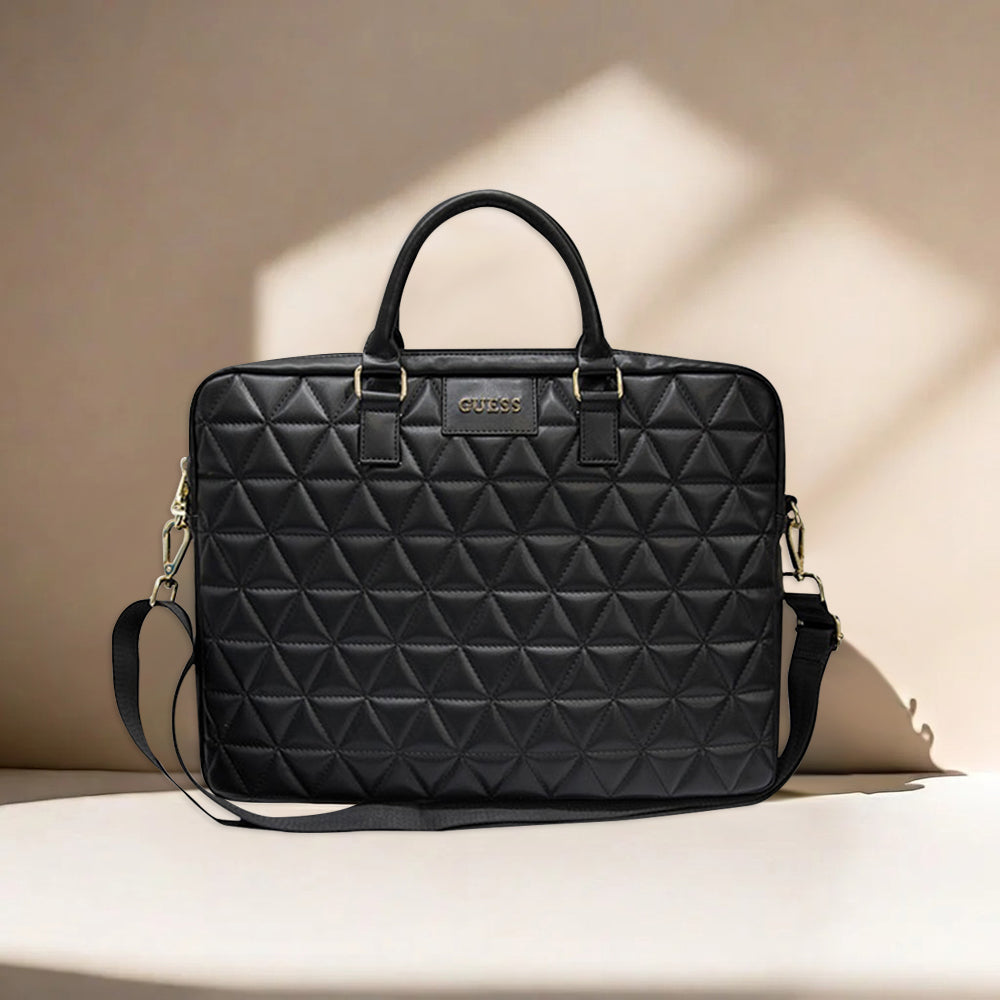 Torba Guess Quilted za laptop 15 inča, roza