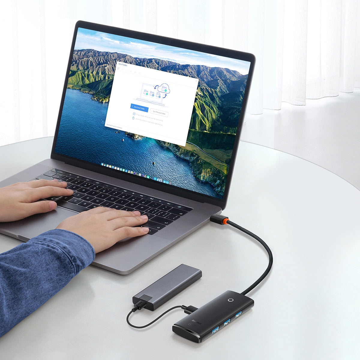 USB-C Hub Baseus Lite, 4 x USB-A 3.0 - 1 x USB-C, 0,25 m, crni WKQX030301
