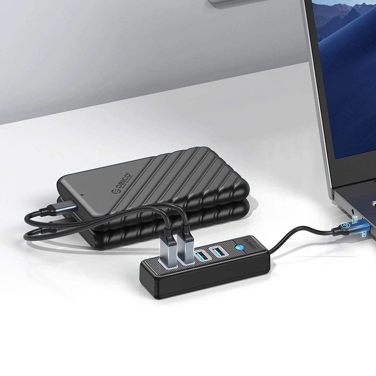 Hub USB-C Orico PW4U-C3, 4 x USB-A 3.0, Crni