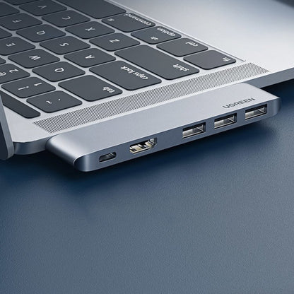 USB-C hub UGREEN za Apple MacBook Pro / Air seriju, 3 x USB-A 3.0 - 1 x USB-C - 1 x HDMI, Siva
