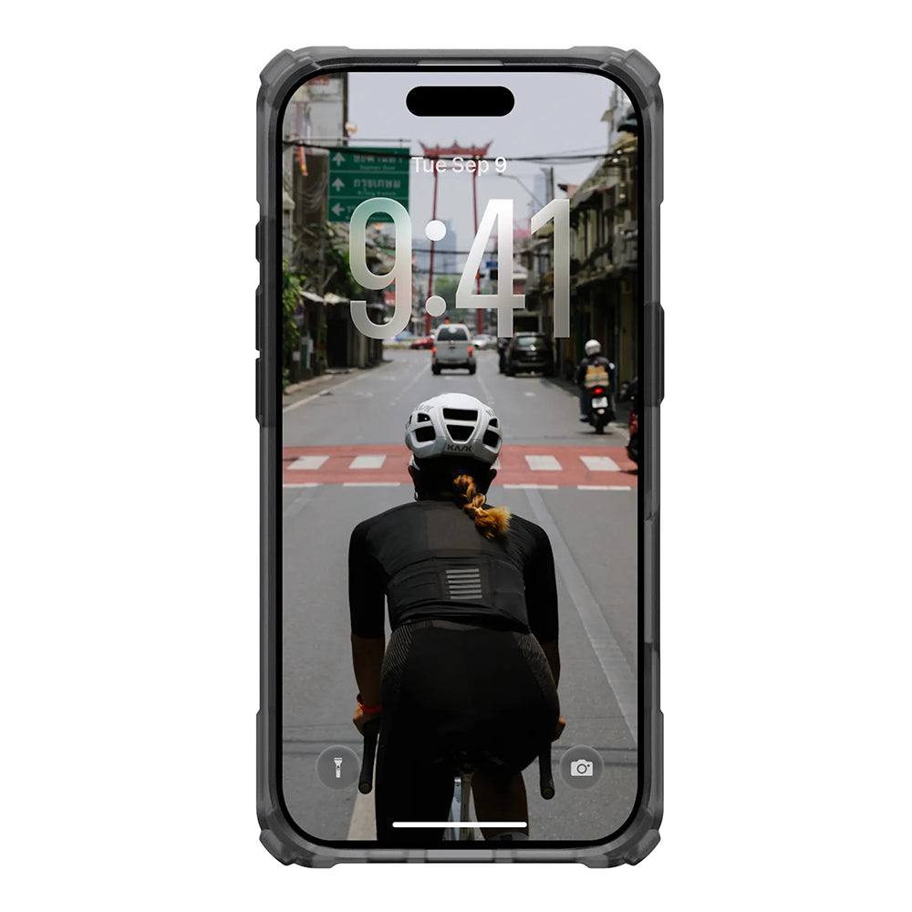 Futrola MagSafe za Apple iPhone 17, Urban Armor Gear, Plasma XTE, Siva