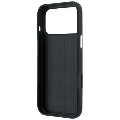Maskica za Apple iPhone 18 Pro / 17 Pro, Karl Lagerfeld, Saffiano s pribadačom s glavama Karla i Choupette te logotipom, crna