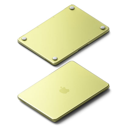 Ringke Slim maska za Apple MacBook Neo 13 inča, mat prozirna.