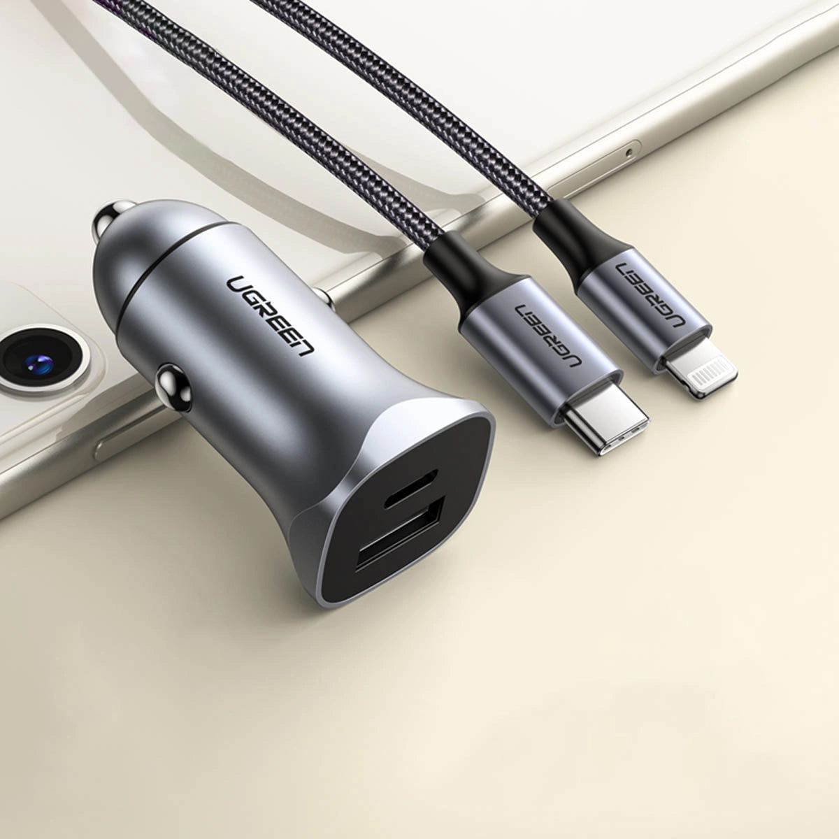 Auto punjač UGREEN CD130, 30W, 3A, 1 x USB-A - 1 x USB-C, Sivi