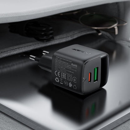 Mrežni punjač Acefast A114 Display, 25W, 3A, 1 x USB-A - 1 x USB-C, Crni