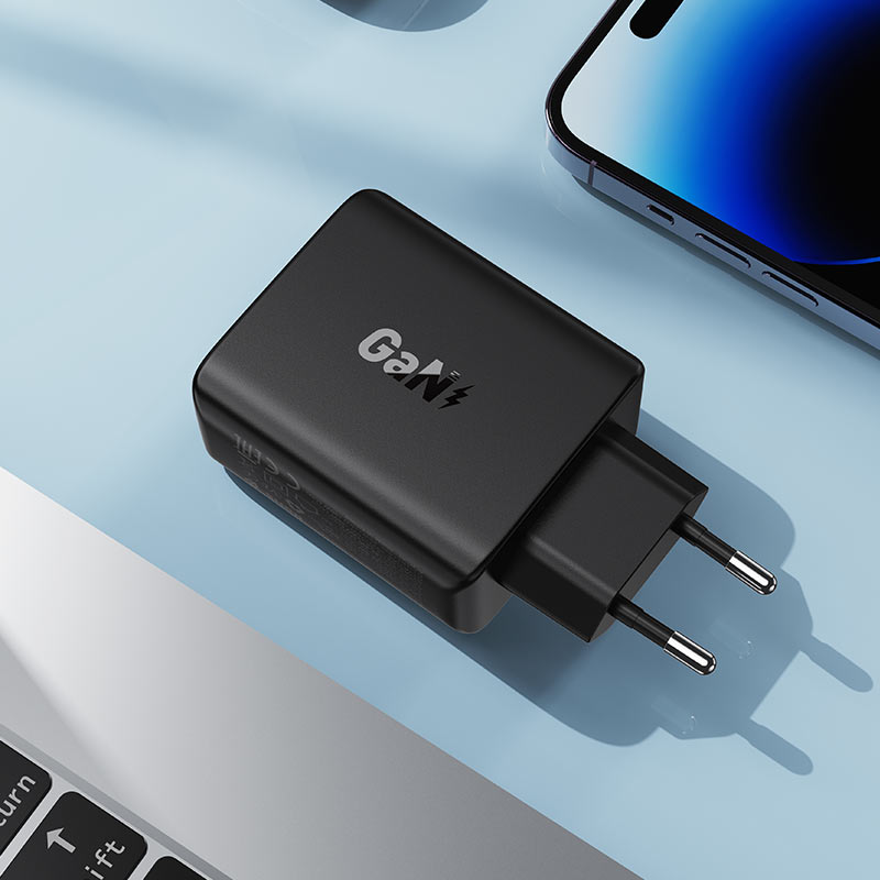 Mrežni punjač Acefast A61, 45W, 3A, 2 x USB-A - 2 x USB-C, Crni