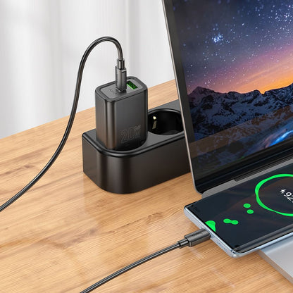 Mrežni punjač s Lightning kabelom HOCO N61, 20W, 3A, 1 x USB-A - 1 x USB-C, Crni