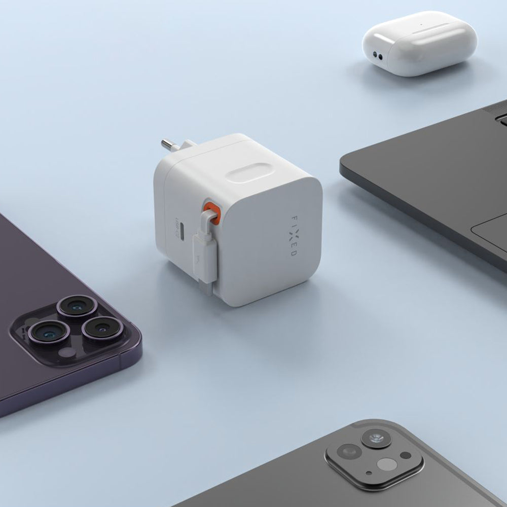 Mrežni punjač s USB-C kabelom Fixed, 65W, 3.25A, 1 x USB-C, Crni