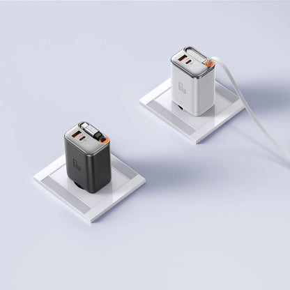 Mrežni punjač s USB-C kabelom McDodo CH-4103 FreeGo Display, 67W, 3.35A, 1 x USB-A - 1 x USB-C, Bijeli