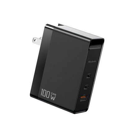Mrežni punjač McDodo CH-8101 Pro Nuc AR Power Travel, 100W, 5A, 1 x USB-A - 2 x USB-C, Crni
