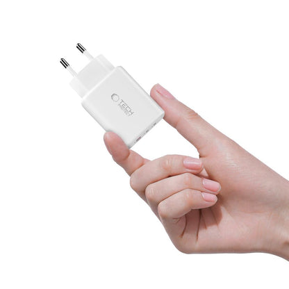 Punjač mreže Tech-Protect NCA65W, 65W, 3A, 1 x USB-A - 2 x USB-C, Bijeli