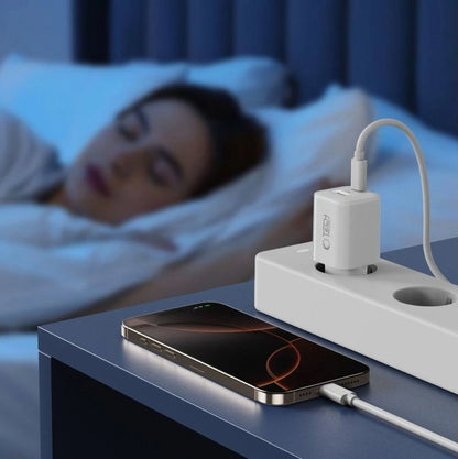 Punjač mreže Tech-Protect NCM33W, 33W, 3A, 1 x USB-A - 1 x USB-C, Bijeli