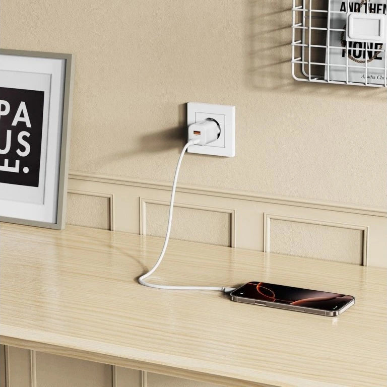 Punjač mreže Tech-Protect NCM33W, 33W, 3A, 1 x USB-A - 1 x USB-C, Bijeli
