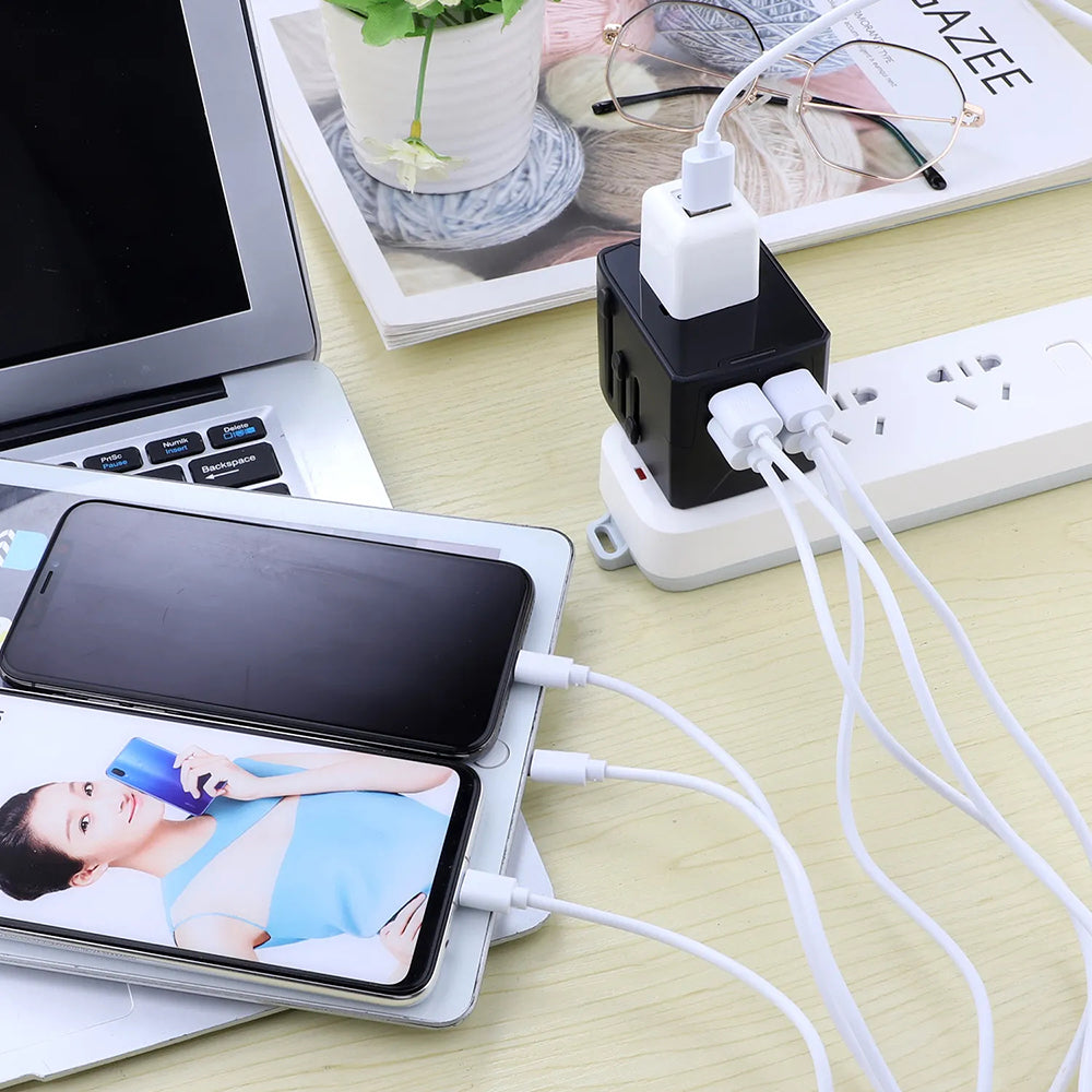 Punjač mreže Techsuit HHT520 Travel, 15W, 3A, 3 x USB-A - 1 x USB-C, Crni