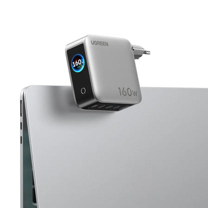 UGREEN Nexode Pro X774 (65637B) mrežni punjač sa zaslonom, 160 W, 5 A, 1 x USB-A – 4 x USB-C, sivi