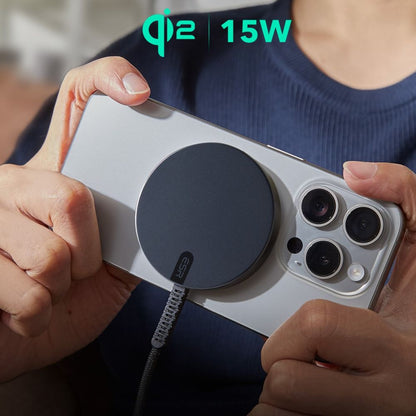 Bežični punjač ESR HaloLock, 15W, 1.67A, Crni