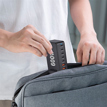OEM Stanica punjač, 600W, 4 x USB-A - 4 x USB-C, Bijela